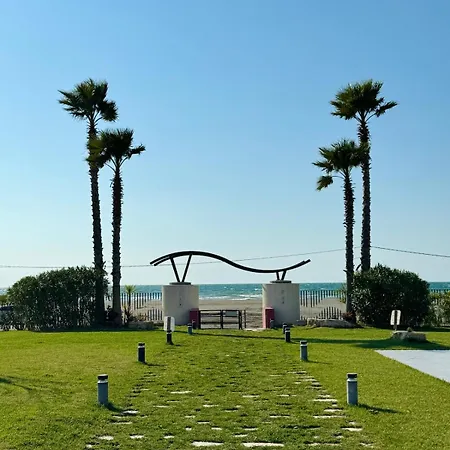 Seaview With Pool And Garden *