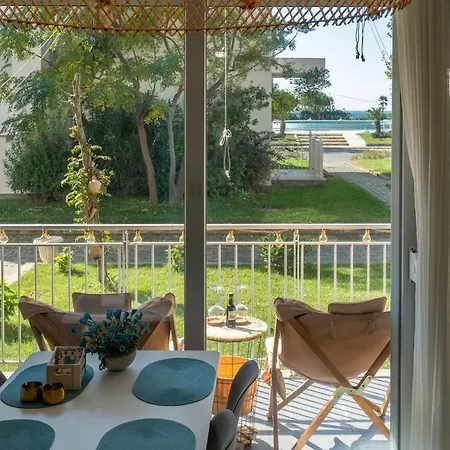 Seaview With Pool And Garden * Tale
